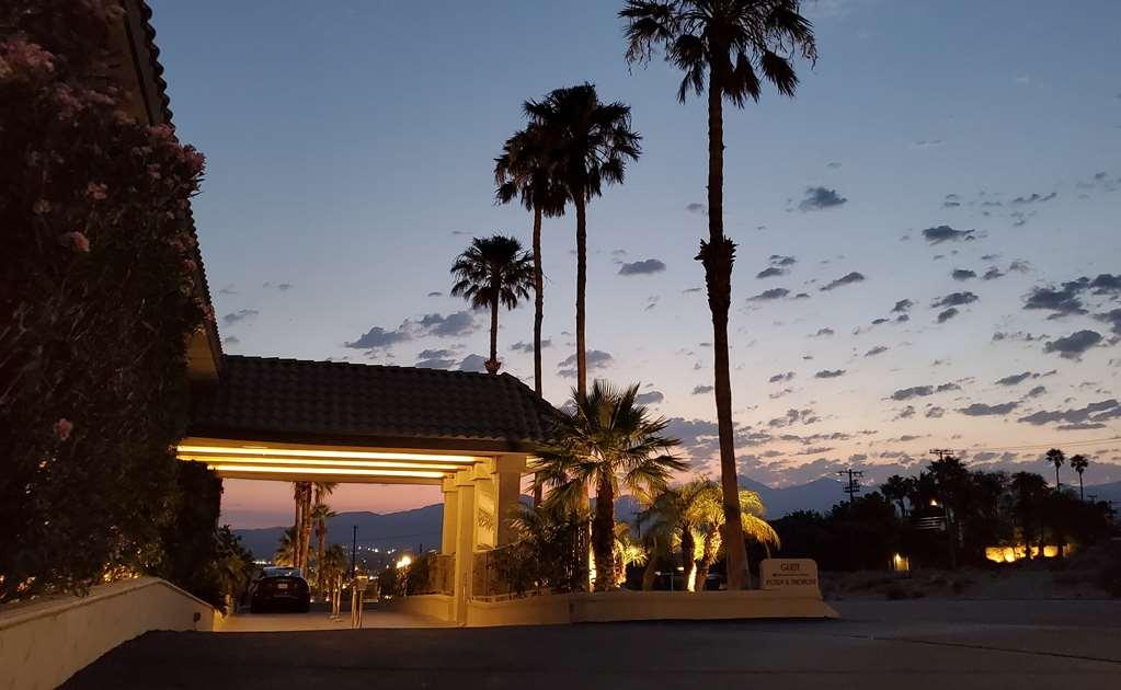 Azure Palm Hot Springs Ξενοδοχείο Desert Hot Springs Εξωτερικό φωτογραφία